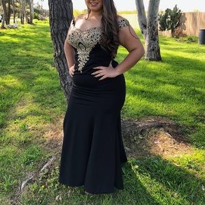 Beautiful Black & Gold embroidered dress, for prom or special occasion